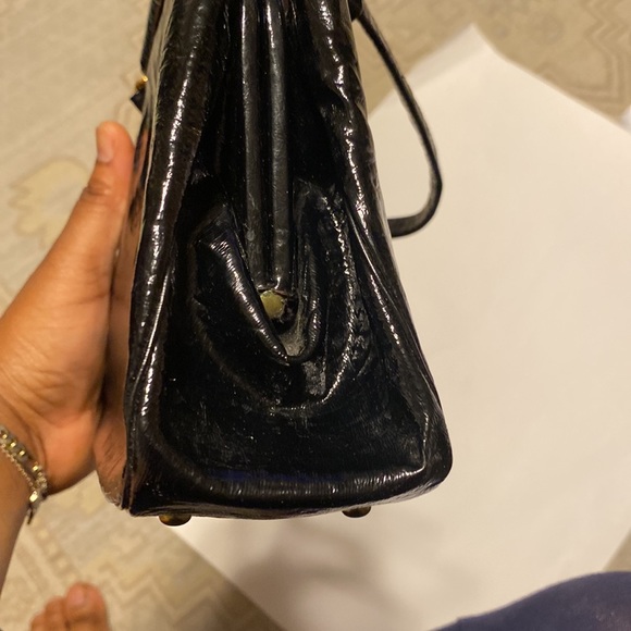 VINTAGE LADIES BLACK PATENT LEATHER MINI HANDBAG - Picture 9 of 14